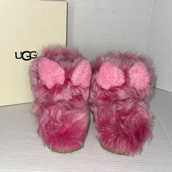 UGG Kids Pinkipuff Classic II Pink Azalea Fur Boots with Ears - Girls Size:7 - Picture 1 of 14